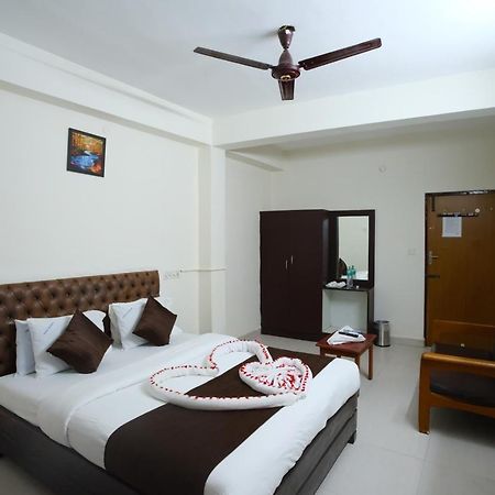 Ganesh Guest House Chennai Esterno foto